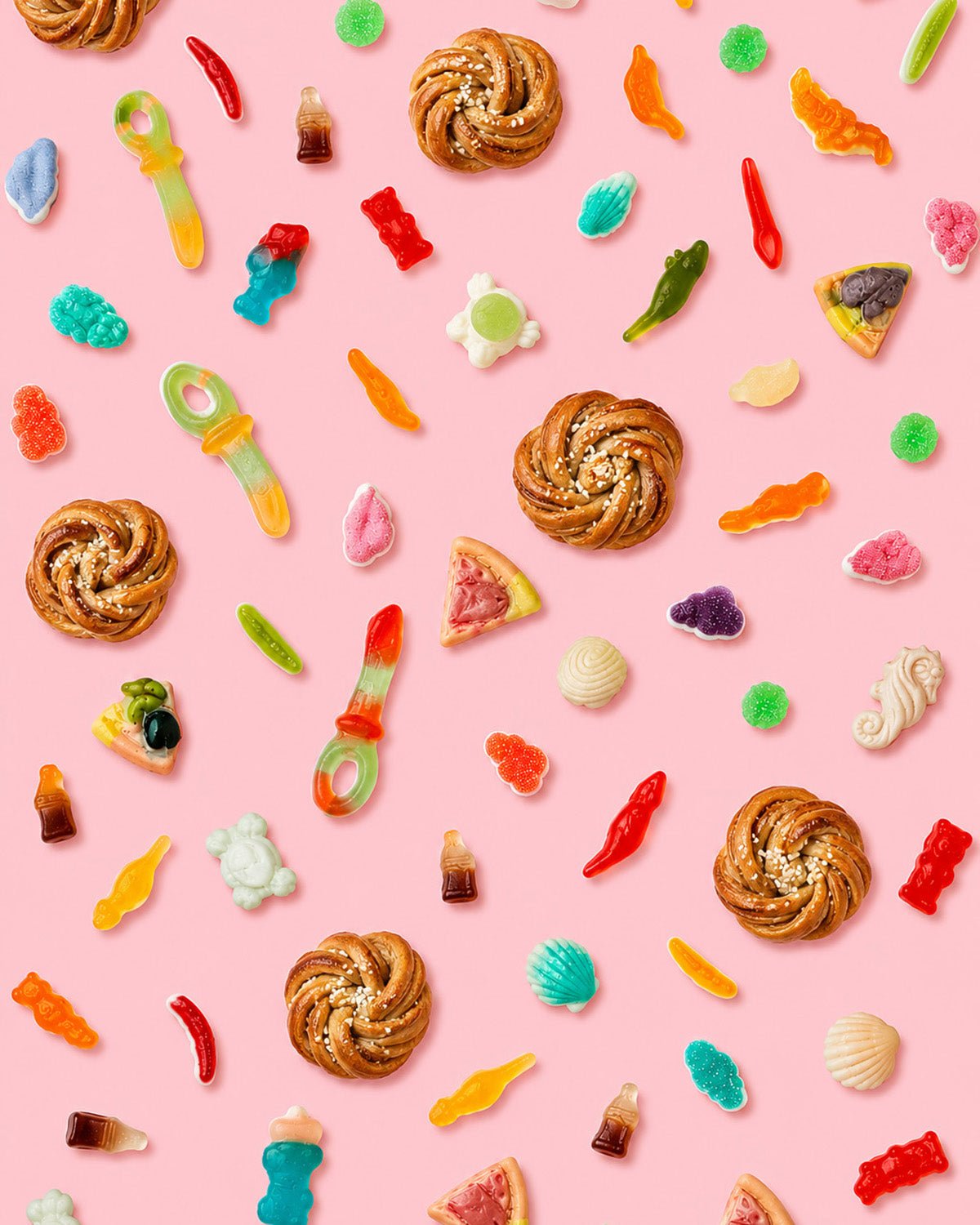 Hei-Hey is back. We brought snacks. 🍬 - Hei-Hey