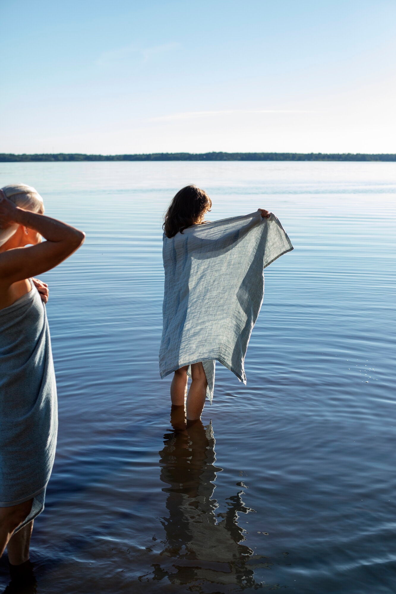 LapuanKankurit-Merella-towel-linen-rainy-blue-5.jpg