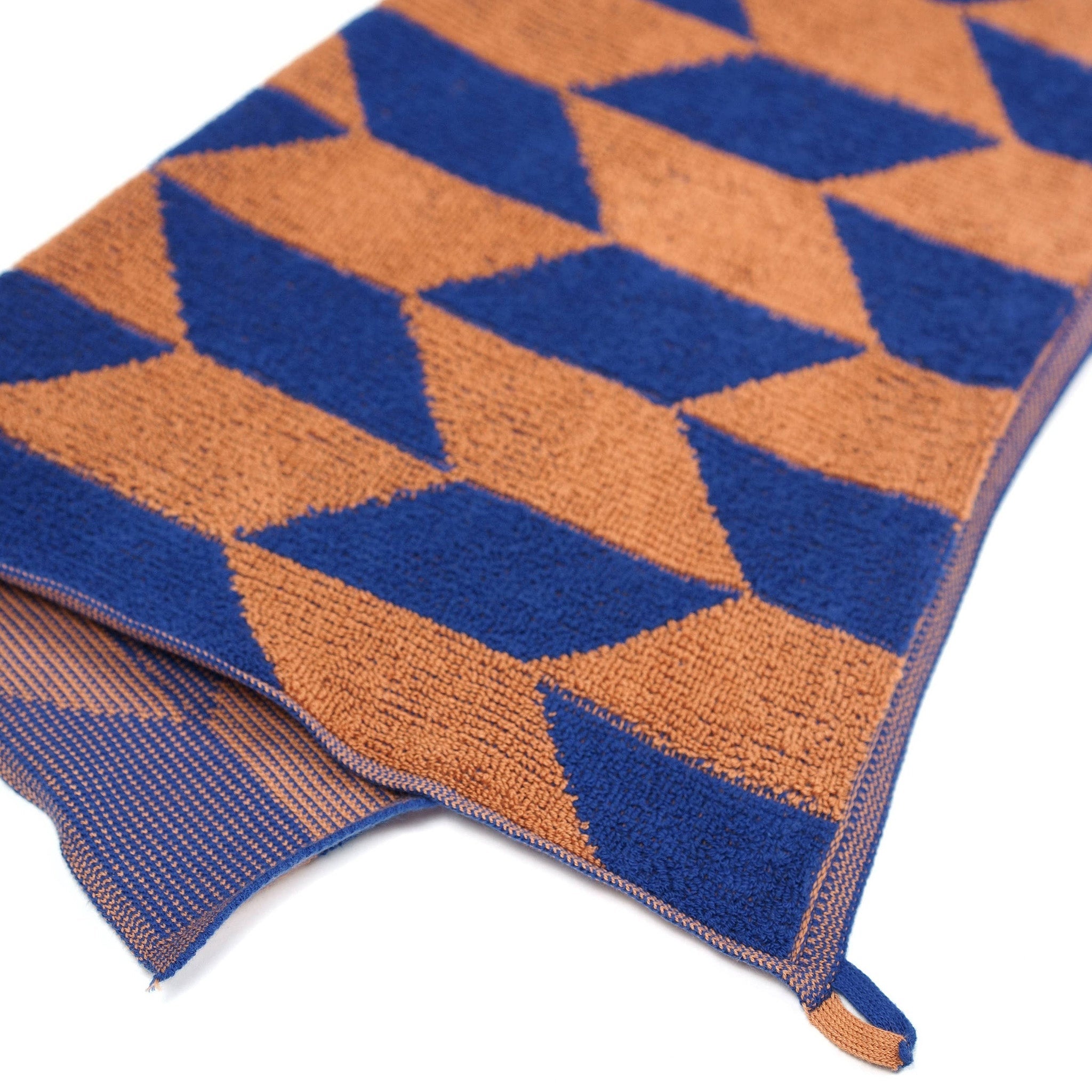 Arrow Tail Guest Towel - Hei-Hey