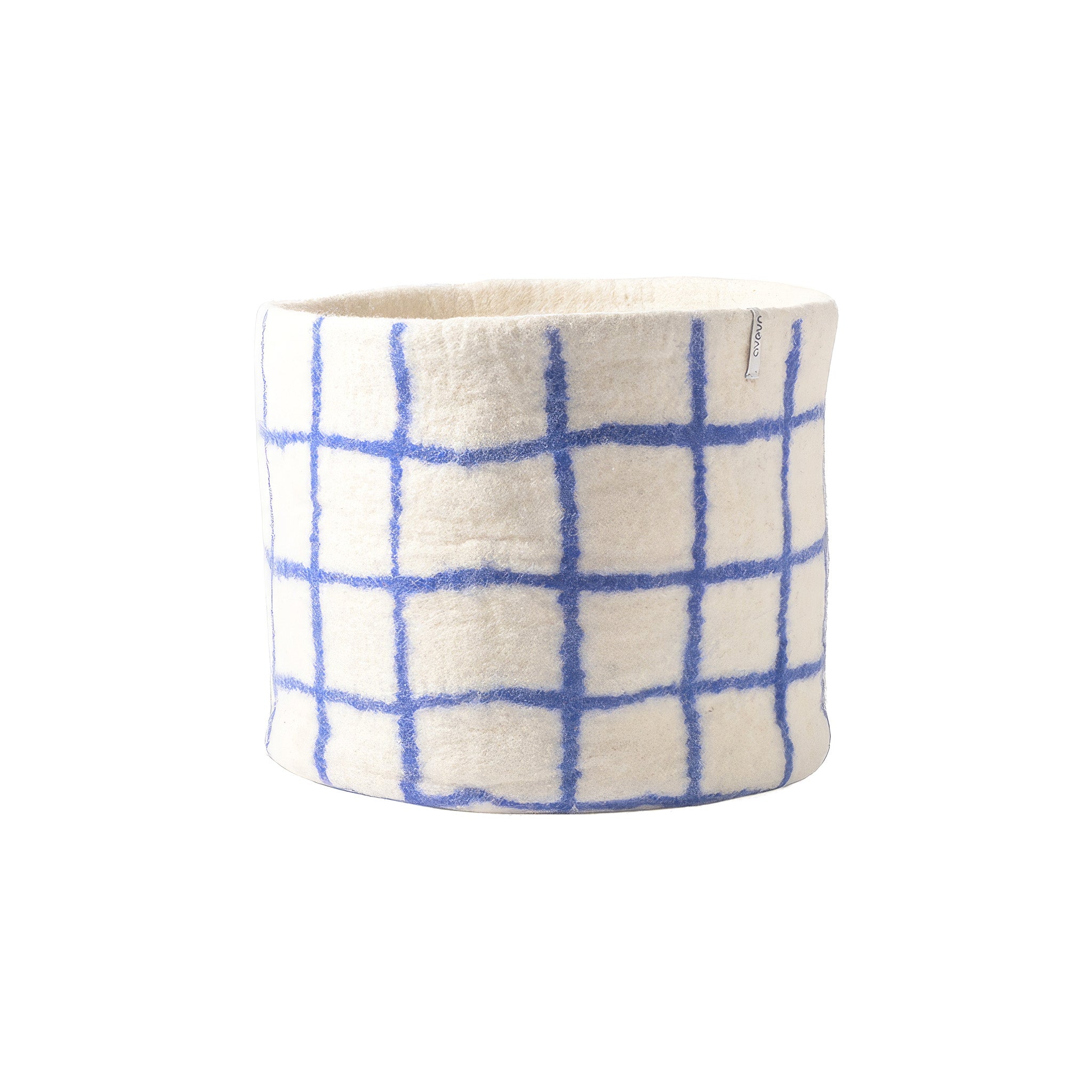 aveva-design-kruka-flower-pot-thin-stripes-blue-large.jpg