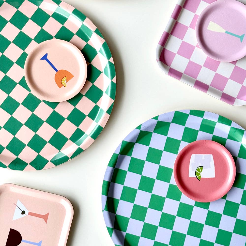 Blu Kat Checker Round Serving Tray, 31 cm, in grass green and sky blue check pattern. FSC-certified birch veneer, handcrafted in Sweden.
