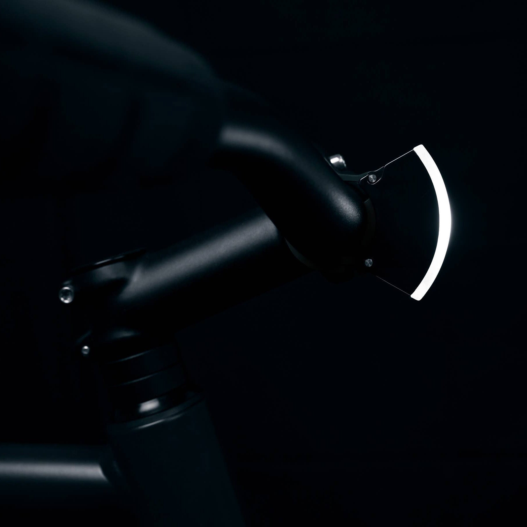 Stay safe with Bookman Curve Bike Lights—award-winning, rechargeable front and rear bike lights designed in Sweden. Wide-angle beams, weather-resistant build, and up to 70 hours of runtime keep you visible in all conditions.