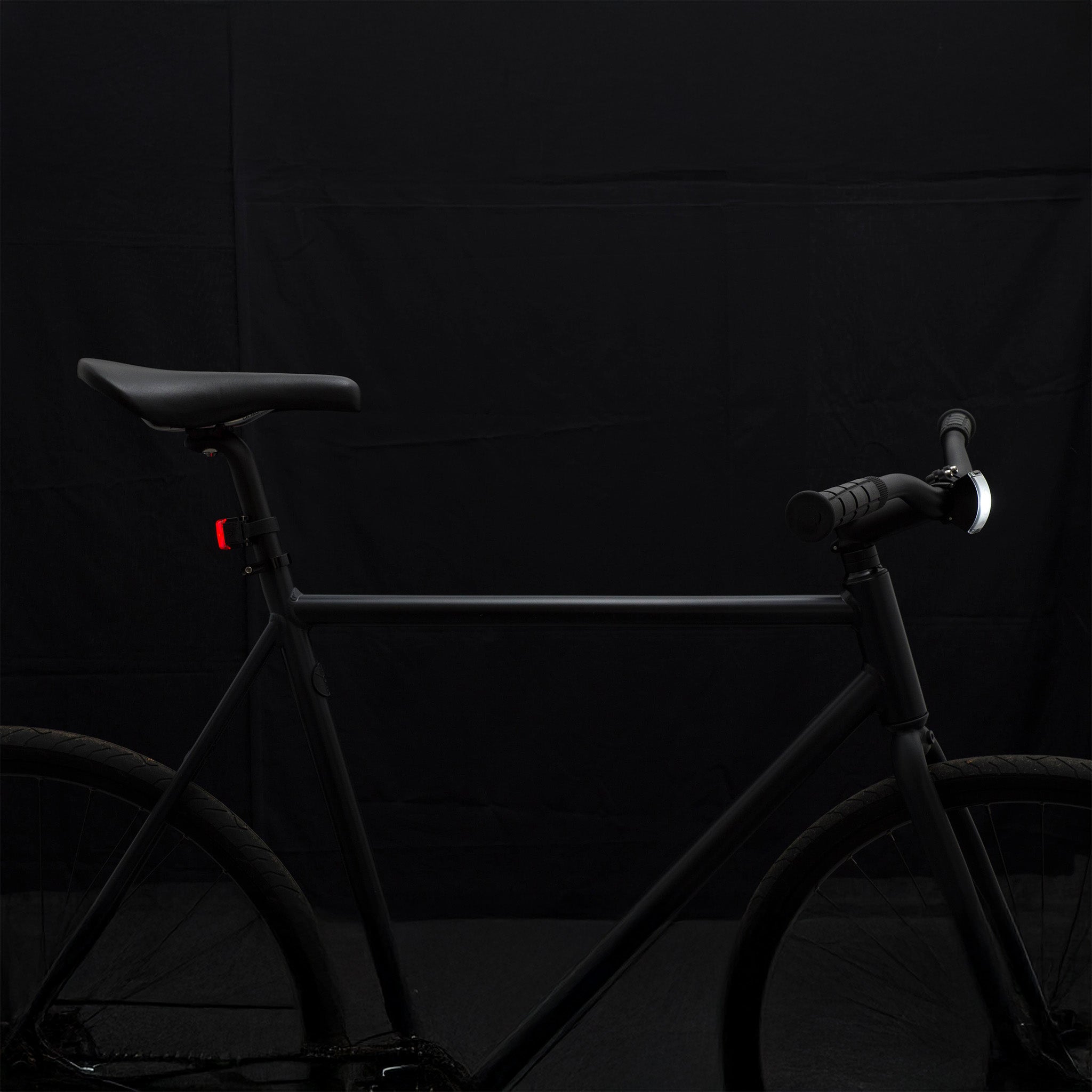 Stay safe with Bookman Curve Bike Lights—award-winning, rechargeable front and rear bike lights designed in Sweden. Wide-angle beams, weather-resistant build, and up to 70 hours of runtime keep you visible in all conditions.
