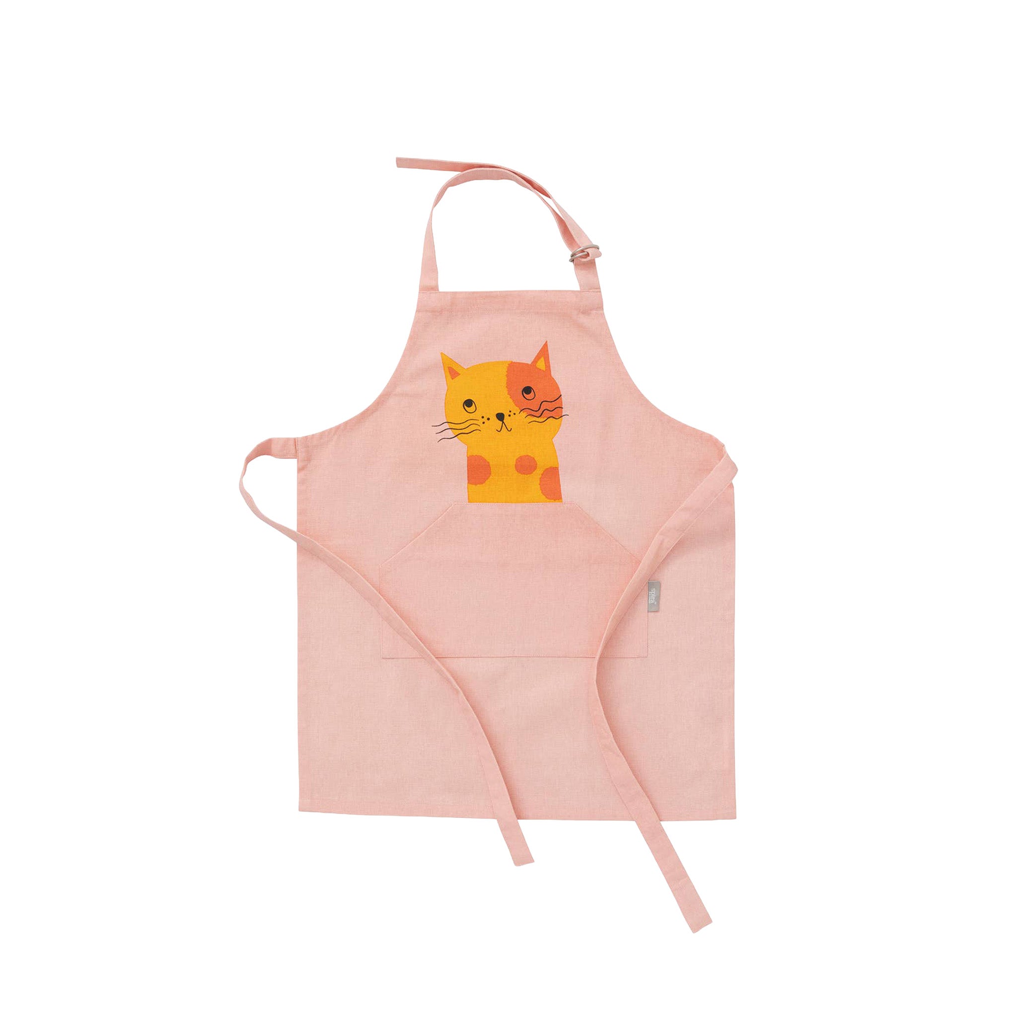 Spira of Sweden Daisy Kompisförkläde Kid’s Apron in pink cotton with hand-printed orange Daisy cat illustration, front pocket and adjustable neck strap.