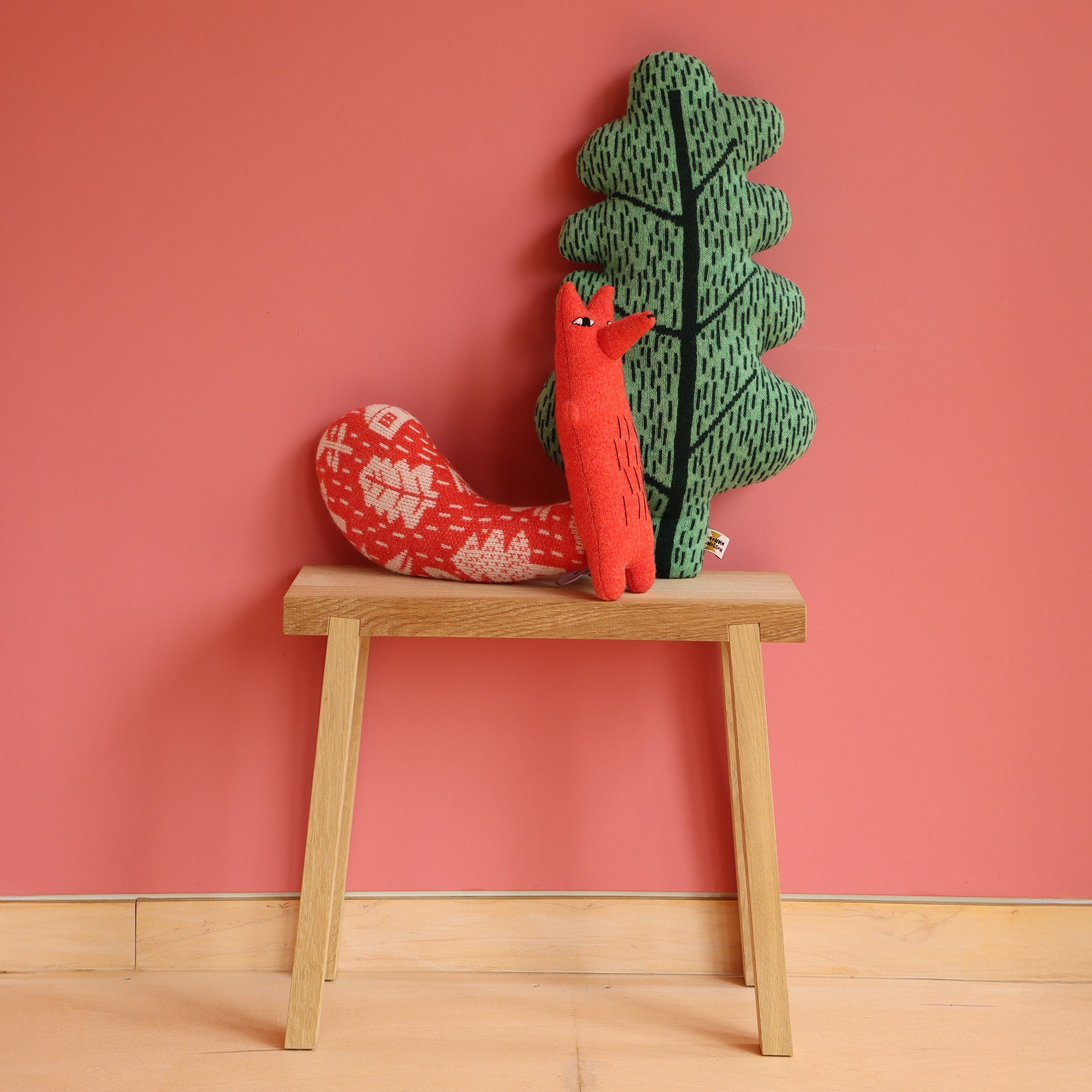 Leaf Cushion