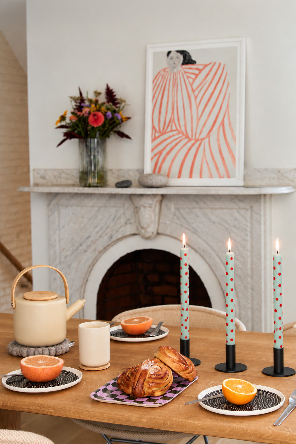 hei-hey-dining-table-3.jpg