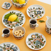Tiara Dinnerware