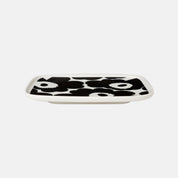Marimekko Oiva / Unikko rectangular plate in black and white poppy pattern designed by Maija Isola.