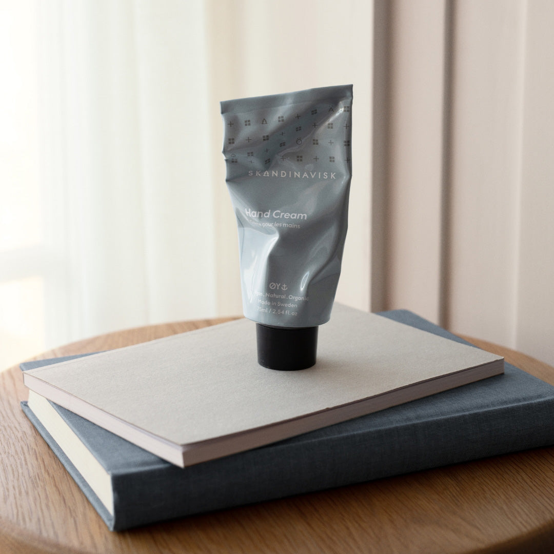 Skandinavisk ØY 75 ml hand cream in recycled aluminum tube with FSC-certified packaging.