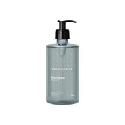 Skandinavisk ØY Shampoo with crabapple, dog rose, water mosses, and green leaves fragrance.