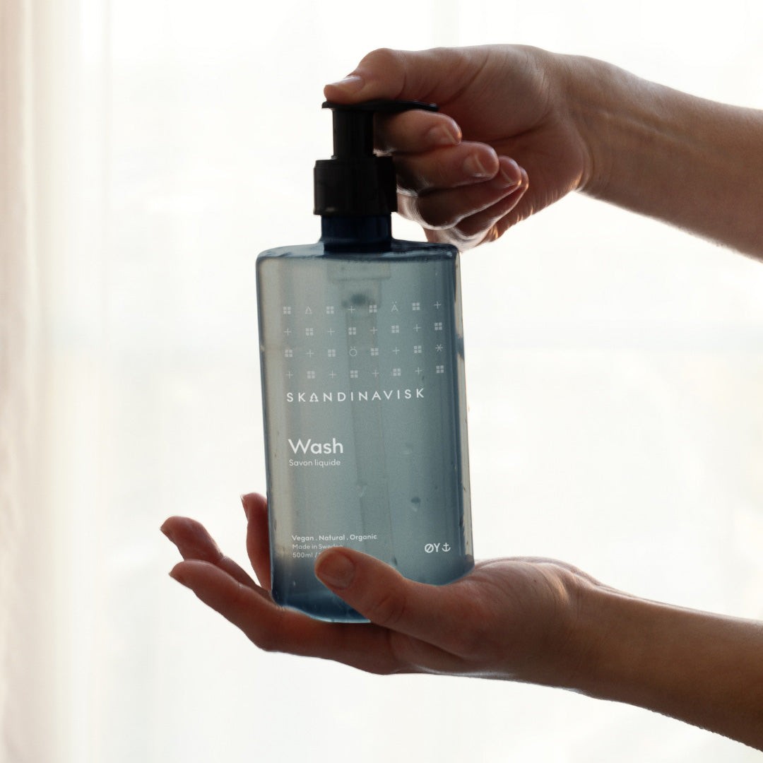Skandinavisk ØY 500 ml hand & body wash in recycled plastic bottle with pump.