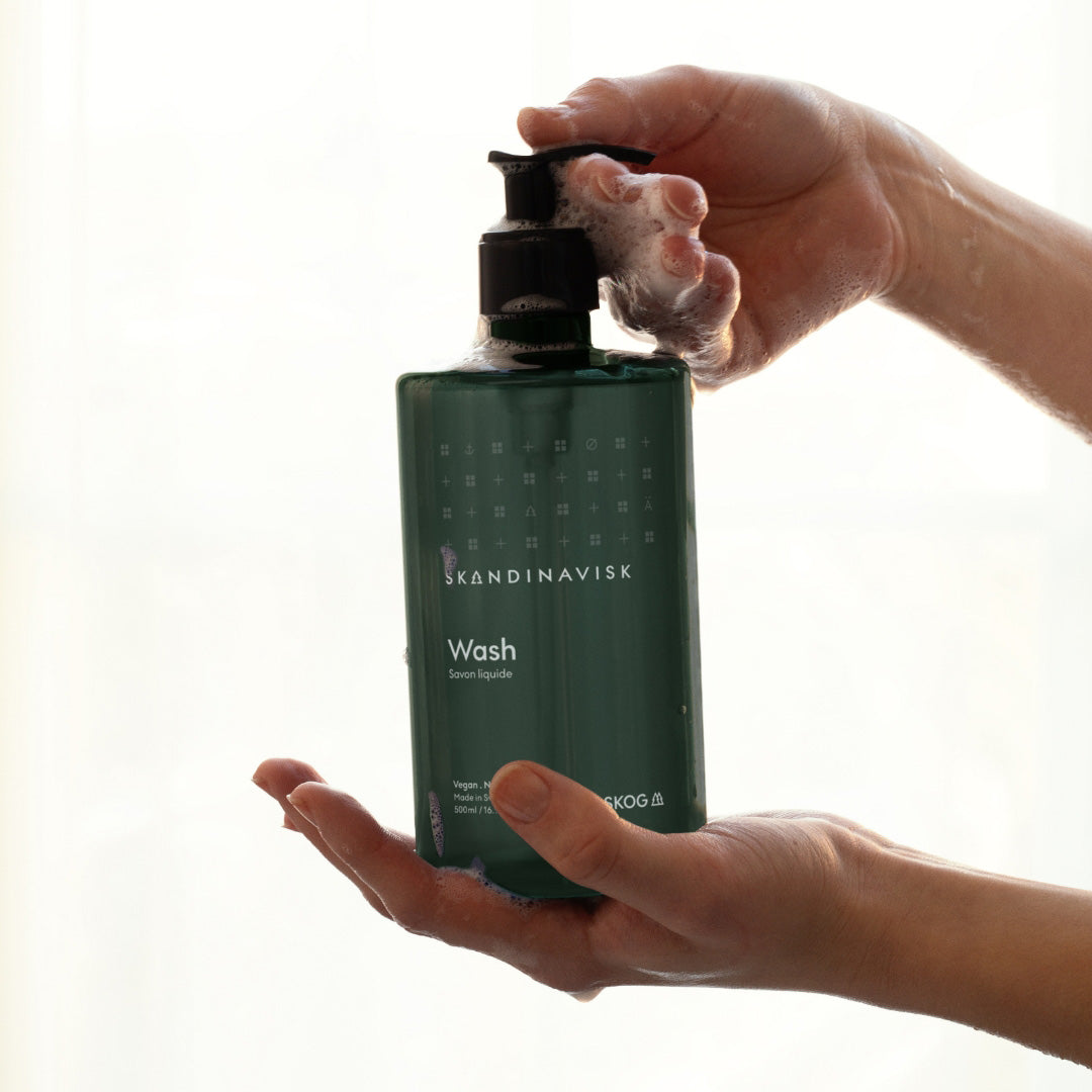 Skandinavisk SKOG 500 ml hand & body wash in recycled plastic bottle with pump.