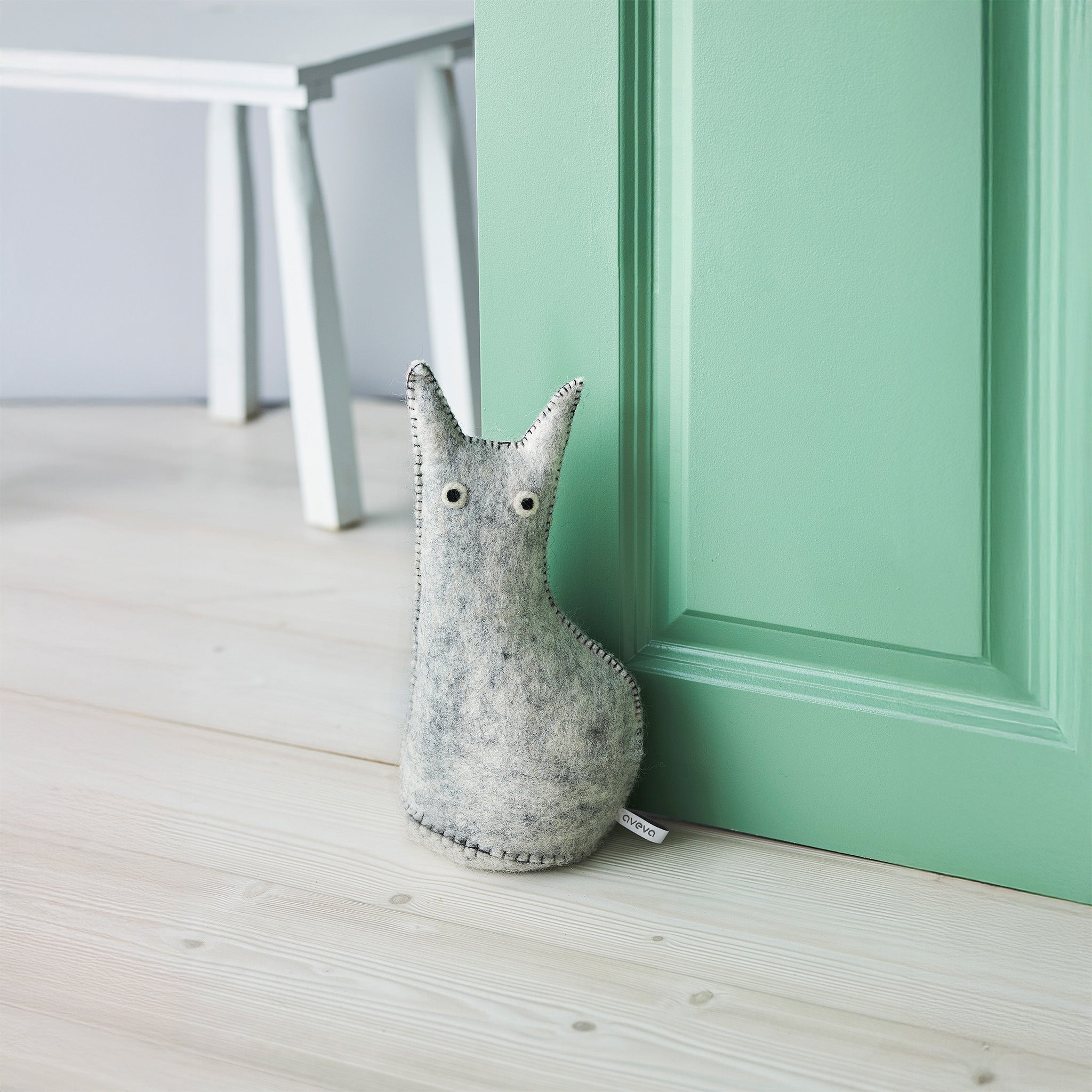 The Curious Bookend & Doorstop - Hei-Hey