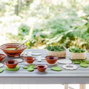 Verso Design PAPU Trivets in wool felt, leaf-inspired design in grey, green, or silver. Made in Finland.