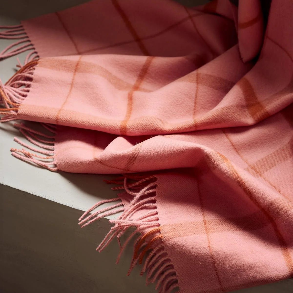 Warp & Weft Throw - Hei-Hey