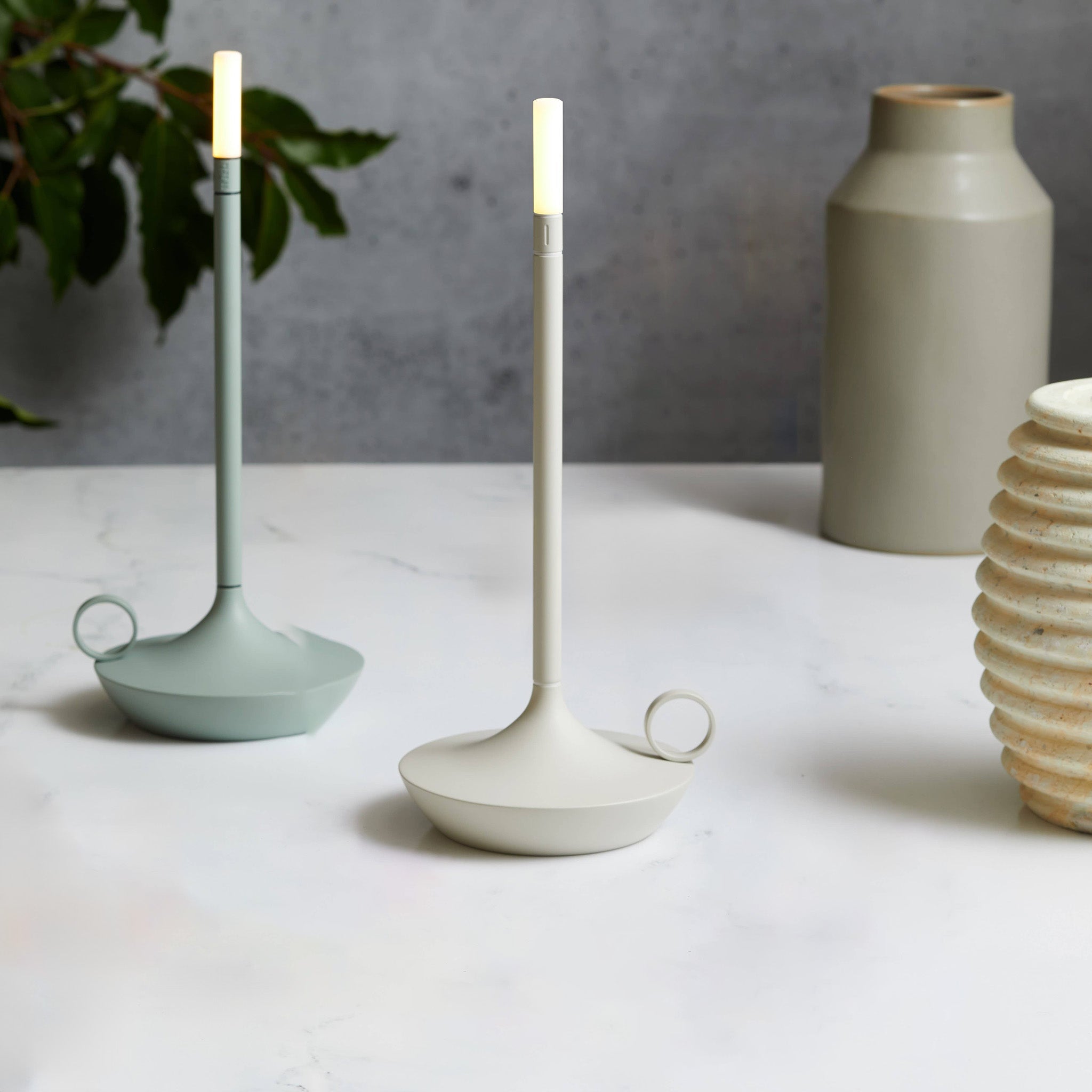 Wick Portable Rechargeable Candle - Hei-Hey